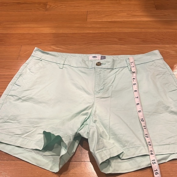 Old navy women’s mint green color shorts size 14 - Picture 8 of 10